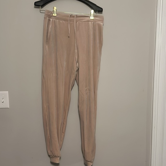 Uniqlo Tracksuit Dusky Pink - Picture 3 of 3